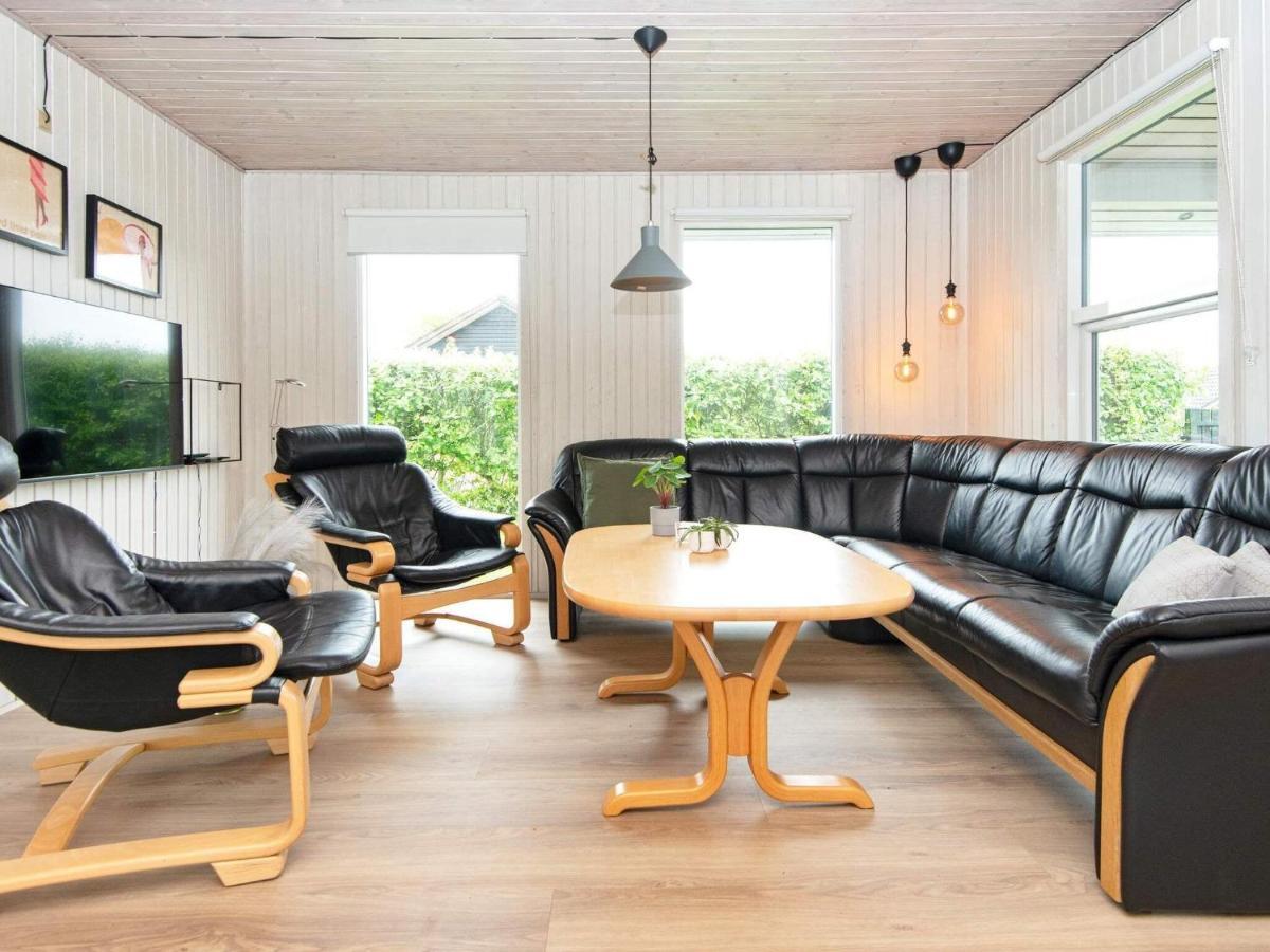 9 Person Holiday Home In Juelsminde Sonderby  Exterior foto