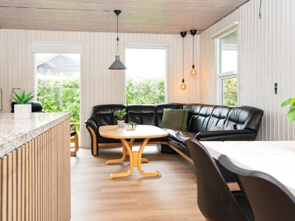 9 Person Holiday Home In Juelsminde Sonderby  Exterior foto